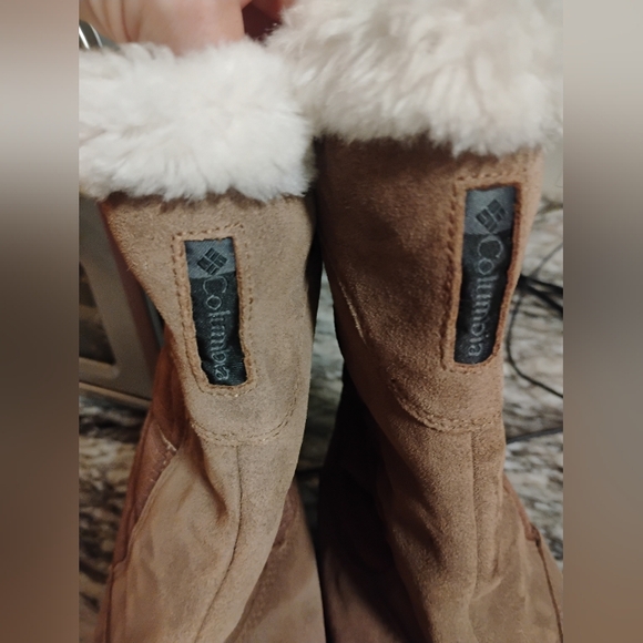 Colombia snow boots size 11 - Picture 3 of 7